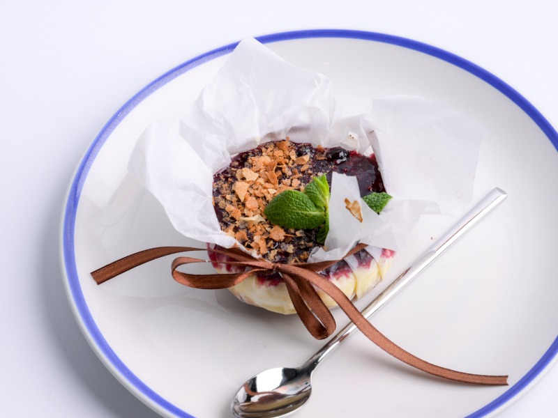 Чізкейк з ягідним соусом