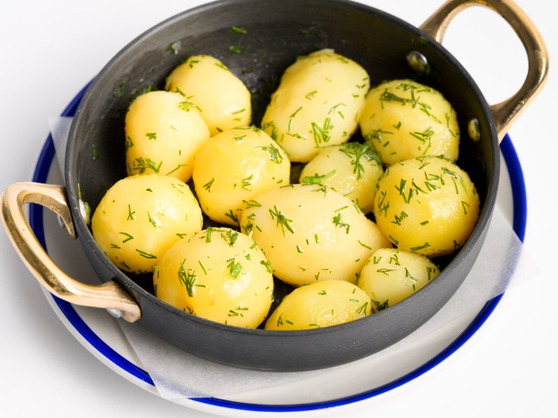 Картопля молода відварена