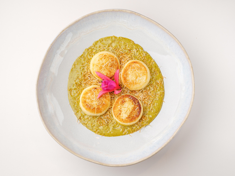 Бажане. Сирники з фісташкою