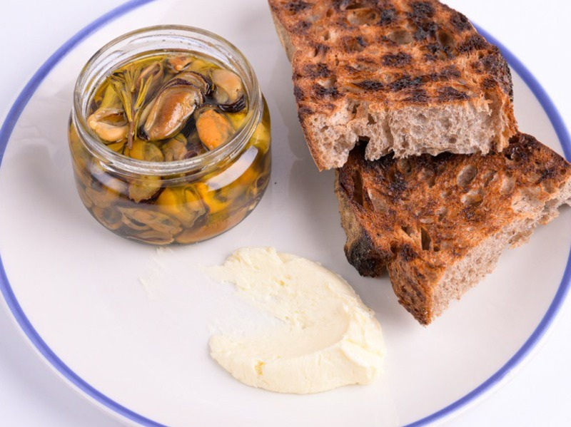 Мідіі копчені