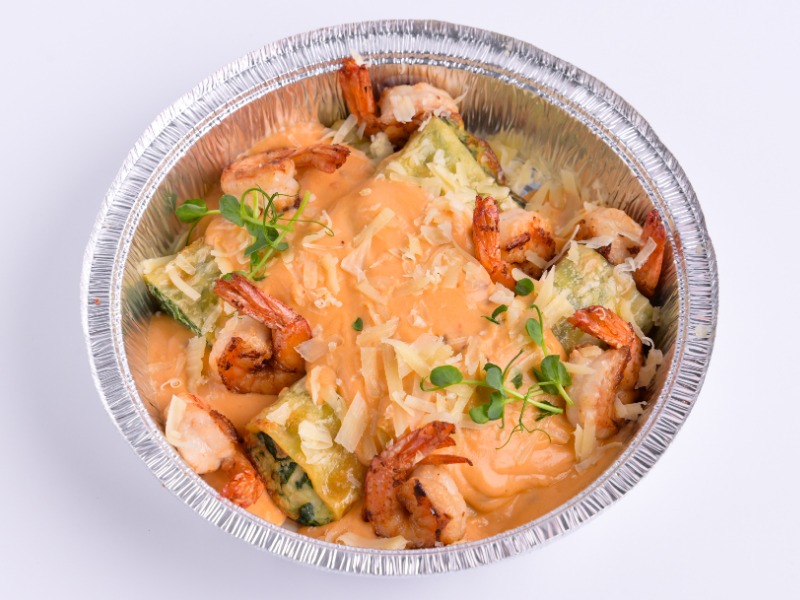 Канелоні зі шпинатом, рікотою та креветкамі