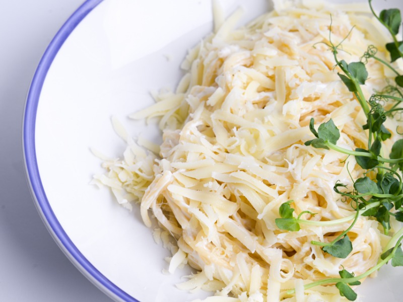 Спагеті з сиром