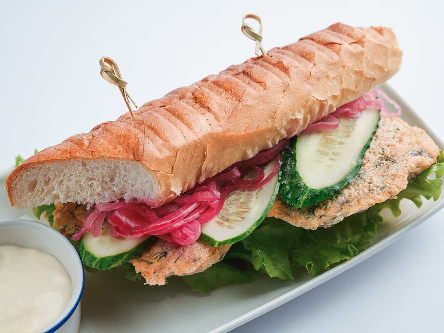 Багет з биточками з тюлечки