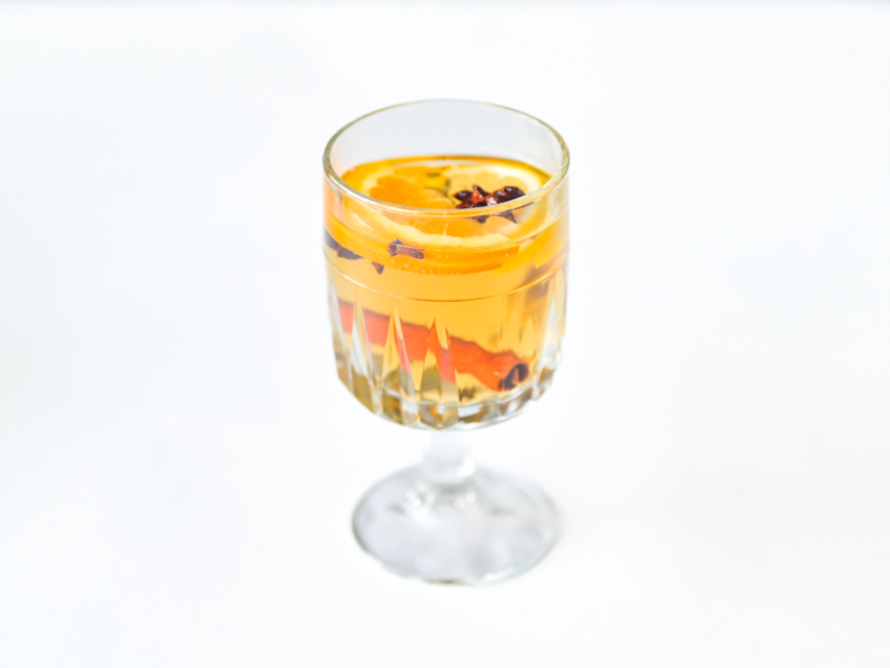 Глінтвейн на білому вині, Глінтвейн на білому вині Келих