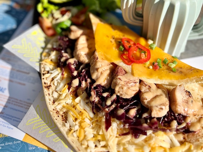 Кесаділья з м'ясом курячого стегна, Кесаділья з м'ясом курячого стегна Зробити подвійну начинку?