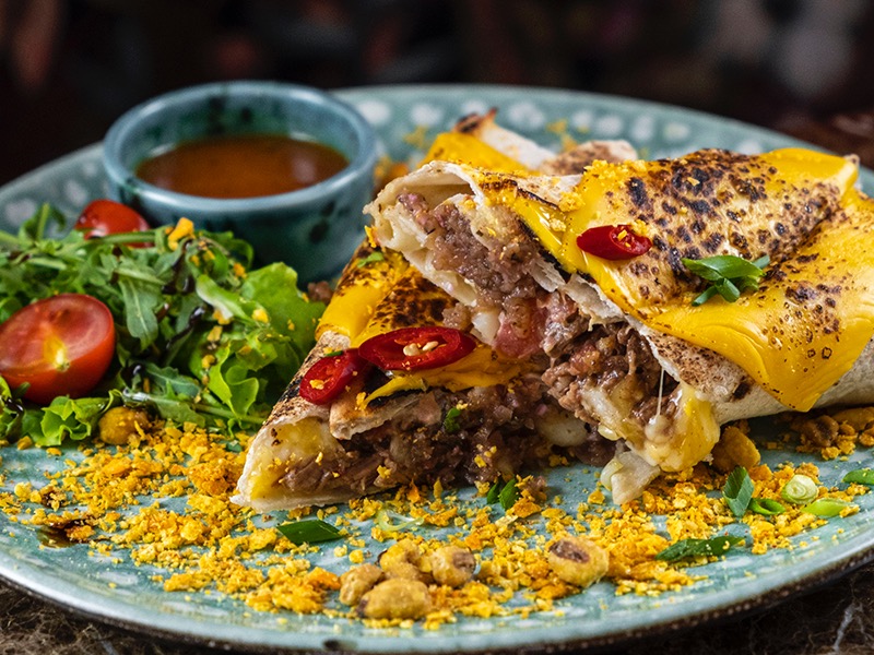 Буріто з томленим яловичим ребром