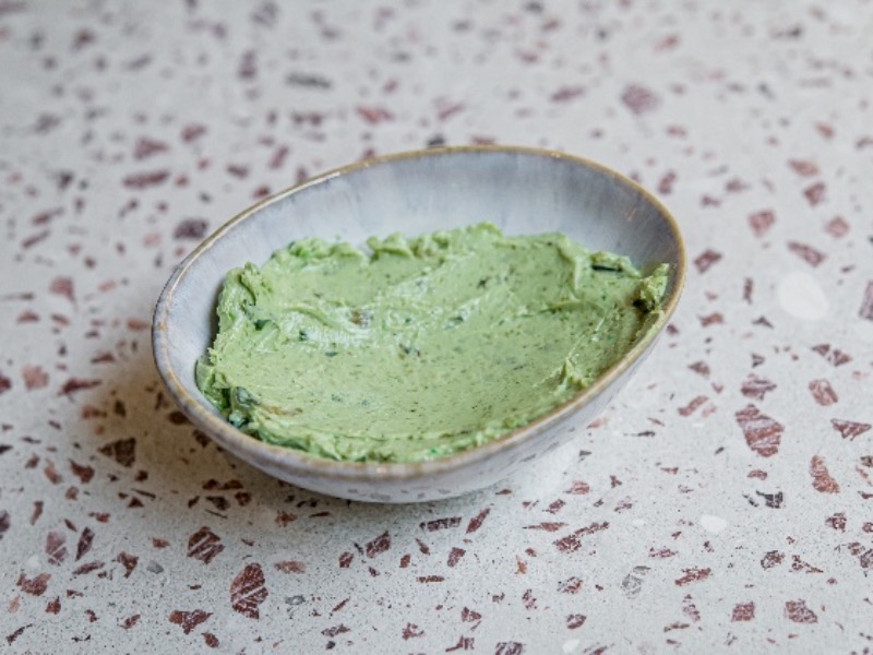 Масло песто з фундуком та базіліком 30 г