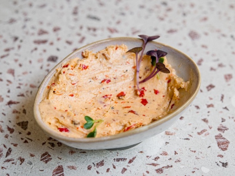 Масло із опаленого чілі-бекон 30 г