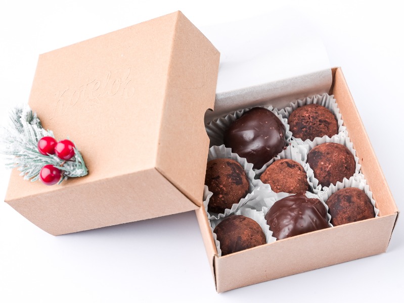 Святкова коробка цукерок